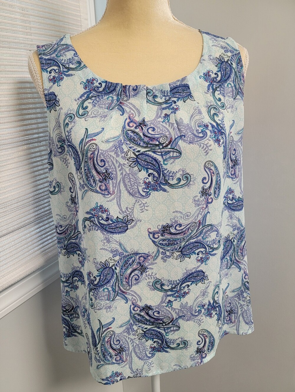 Talbots Blue Purple Paisley Scoop Neck Tank Top Blouse Womens Size Small